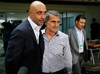 Akhisar - Beşiktaş foto galeri