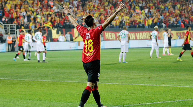 Süper Lig'in yıldız ismi Messi'yi bile solladı