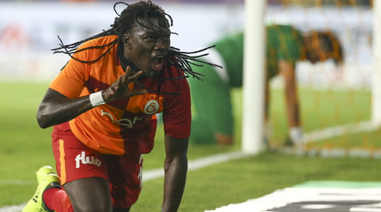 Nasri'den Gomis tepkisi