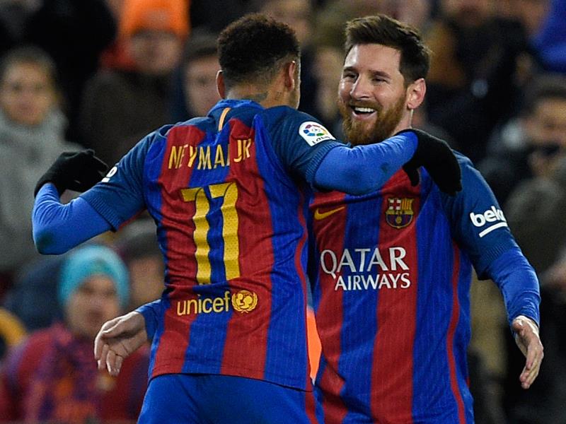 Avrupa'nın en büyük 5 ligi kapsamında yapılan değerlendirmenin ardından Ocak 2017 transfer döneminde piyasa değeri en yüksek futbolcu, takım arkadaşı Lionel Messi'yi geçen Barcelonalı Neymar oldu.