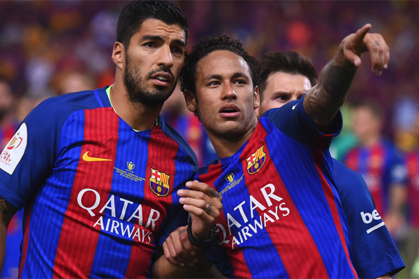 Paris Saint Germain macerasına çok parlak bir başlangıç yapan Neymar'ın sezon sonunda Real Madrid'e transfer olacağı iddia ediliyor. 
