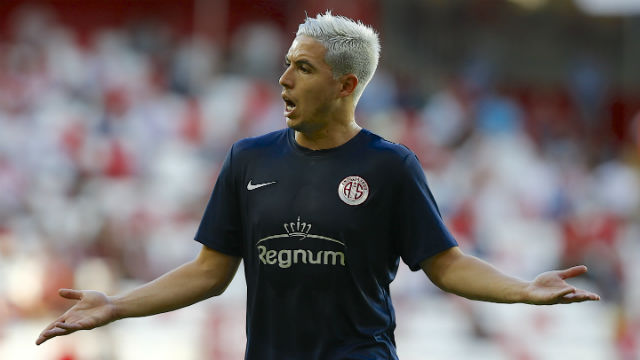 Everton'dan sürpriz imza yolda