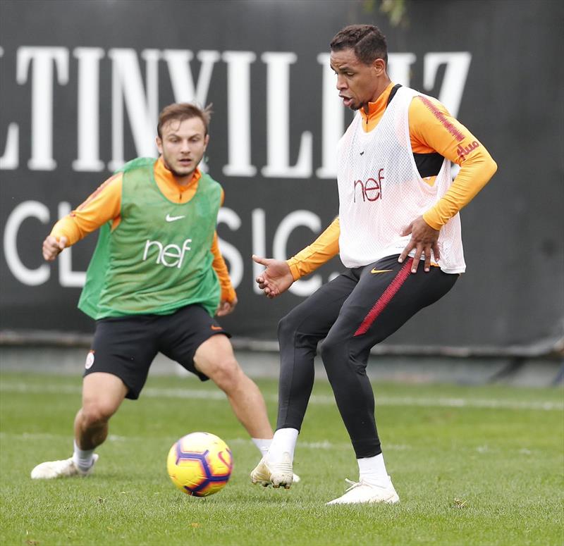 Galatasaray'da Fernando sevinci!