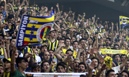 Fenerbahçe Kulübünün yeni başkanı Ali Koç ve yönetim kurulu üyeleri mazbatalarını aldı.