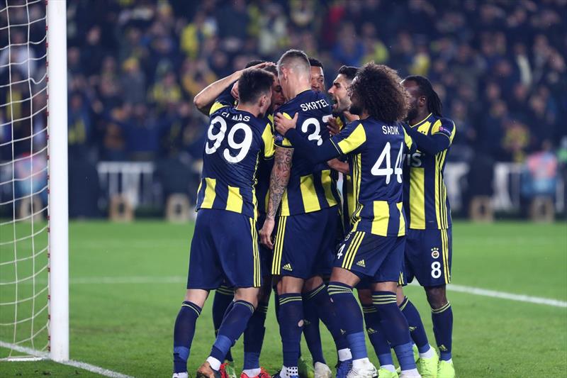 Ersun Yanal 11'ini belirledi