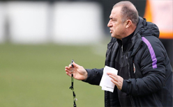 Terim'den oyuncularına sert uyarı!