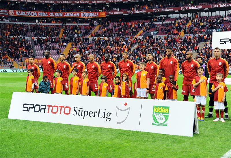 İşte Galatasaray taraftarının Beşiktaş derbisi için belirlediği 11'i