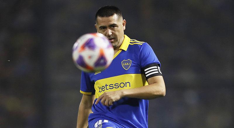 Arjantinli eski futbolcu Riquelme için veda maçı düzenlendi